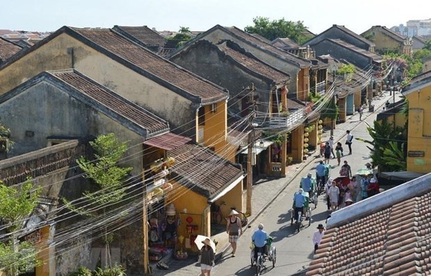 green travel hoi an